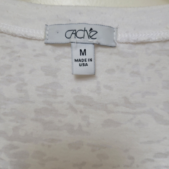 Cache Print Top - Picture 4 of 5